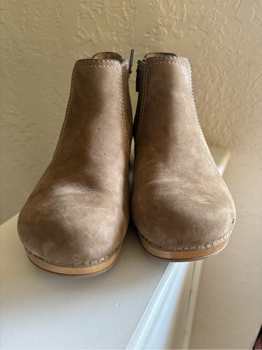 DANSKO Women's Tan Nubuck Leather 'Barbara' Ankle Boots Size 40 US 9.5/10 - Picture 7 of 16